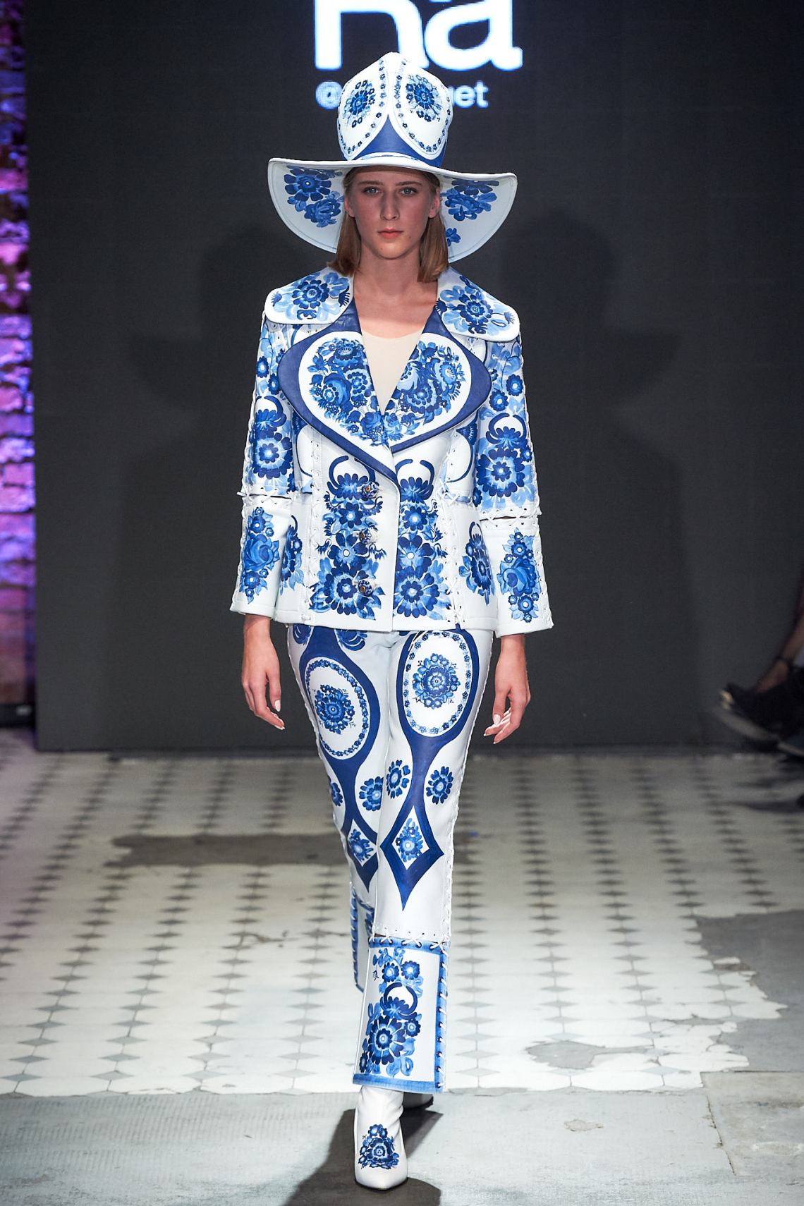 5_KTW_DAY1_111019_RAD_lowres-fotFilipOkopny-FashionImages