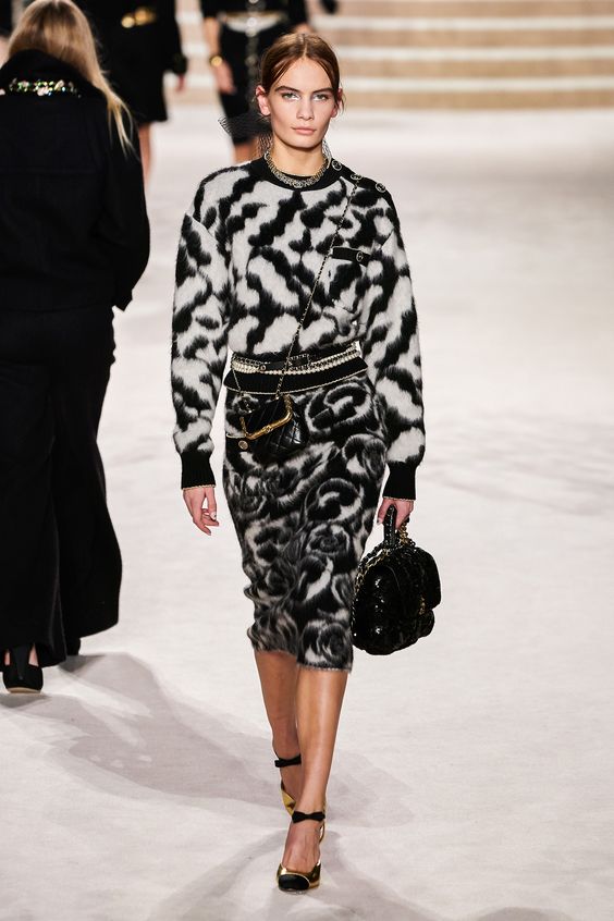 927046579d5e19ccf477f7eb40981556