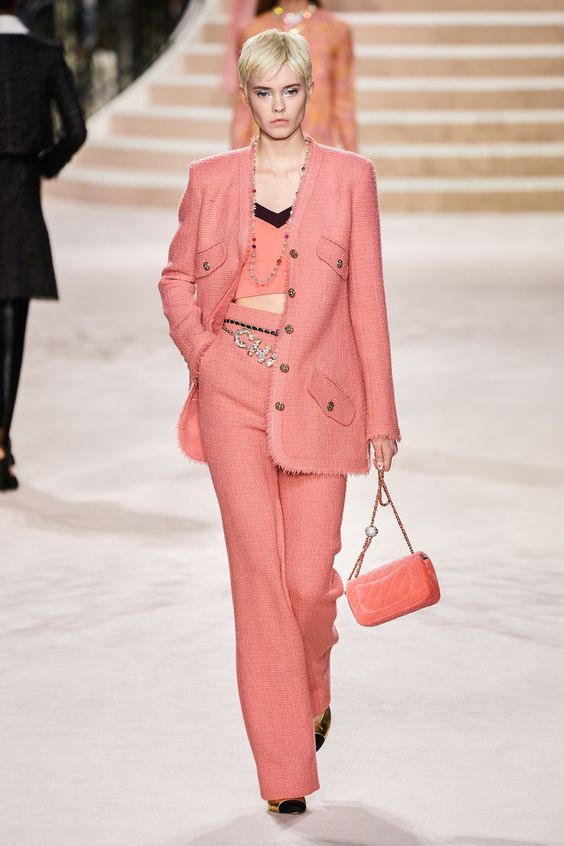 9ea7722236bfa4e02ff6d401a723867e