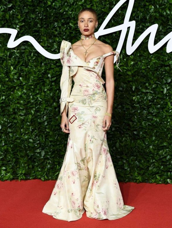 Adwoa-Aboah---Fashion-Awards-2019-in-London-03-586x775