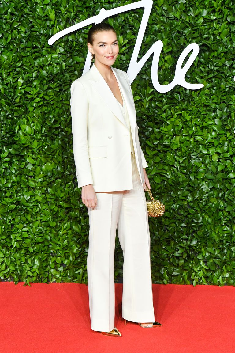 hbz-fashion-awards-2019-arizona-muse-1575314216