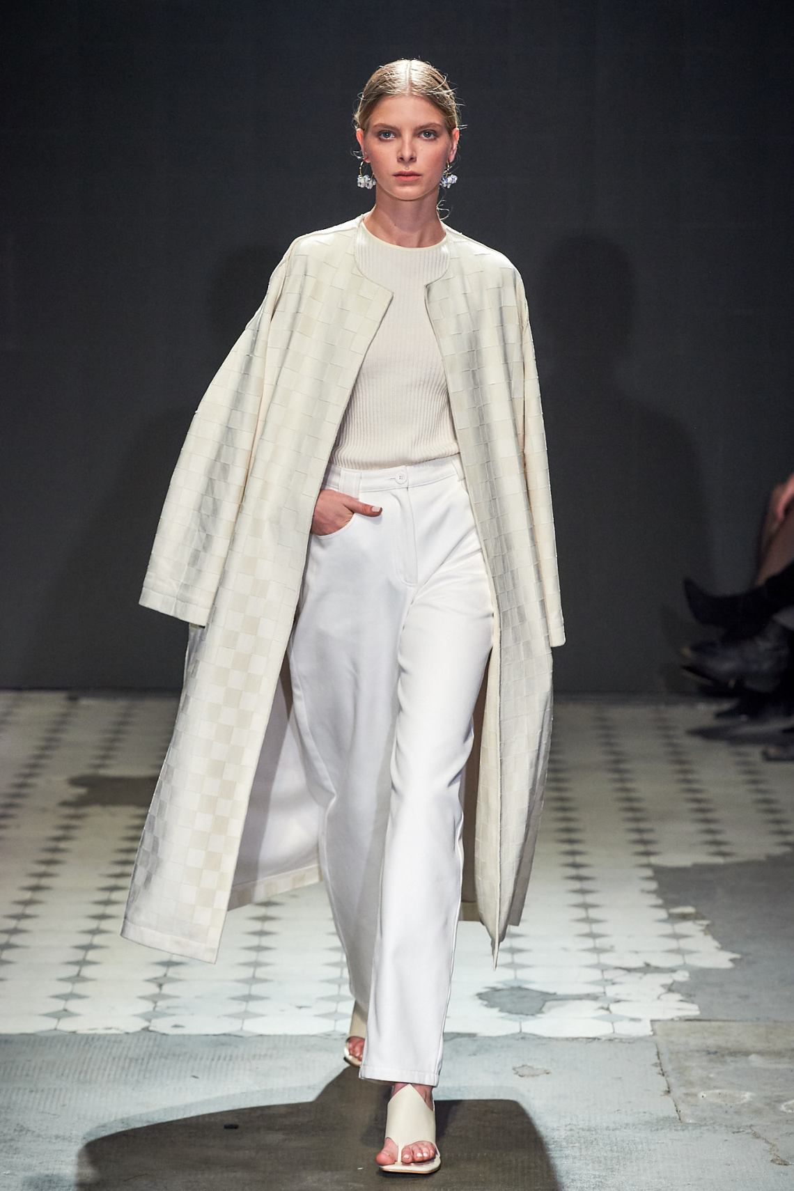 16_KTW_DAY1_111019_BOBKOVA_lowres-fotFilipOkopny-FashionImages