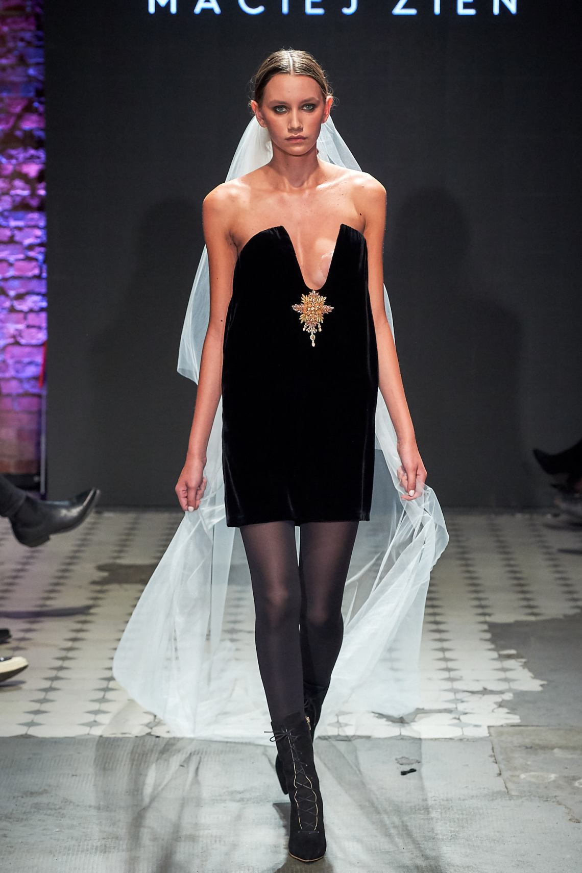 4_KTW_DAY1_111019_ZIEN_lowres-fotFilipOkopny-FashionImages