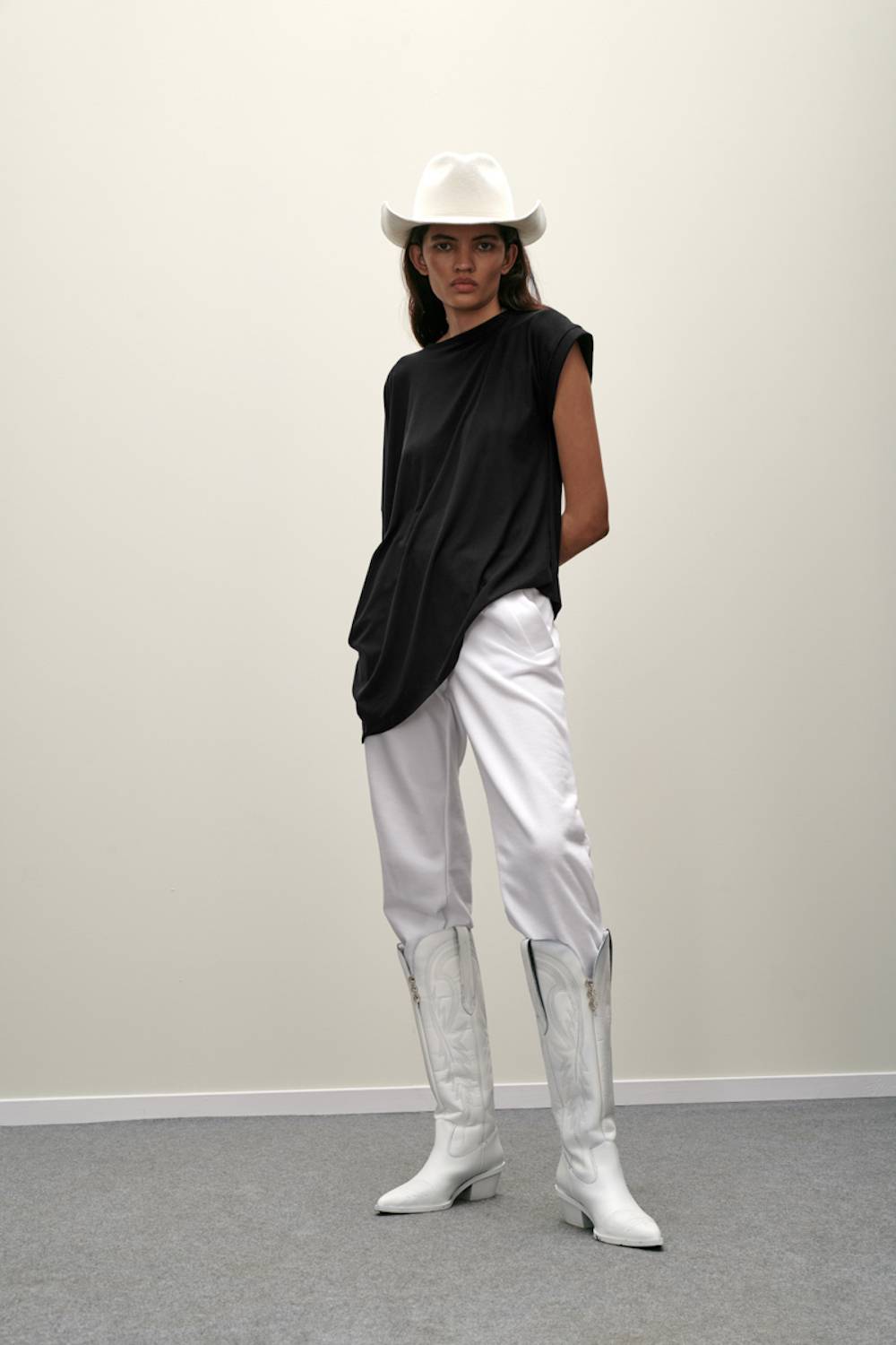 small-200207-vicher-1903-edit-edit_1600