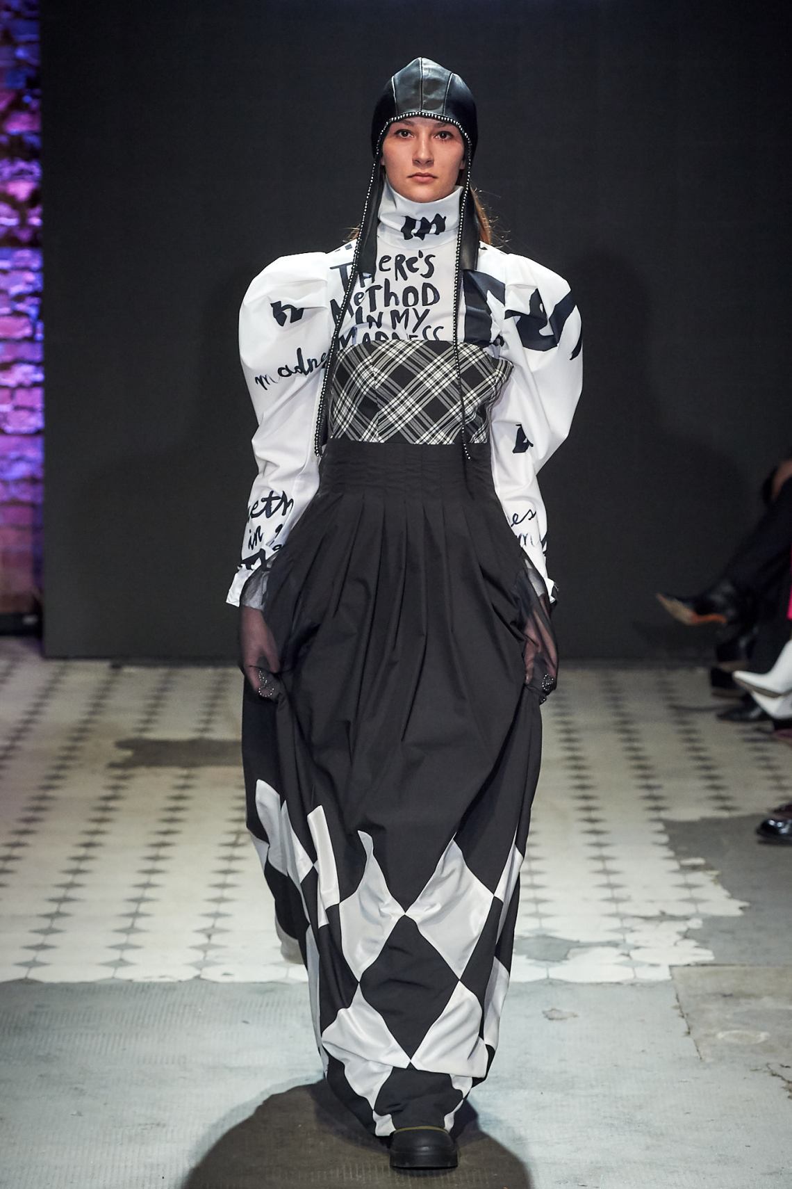 10_KTW_DAY2_121019_VICHER_lowres-fotFilipOkopny-FashionImages