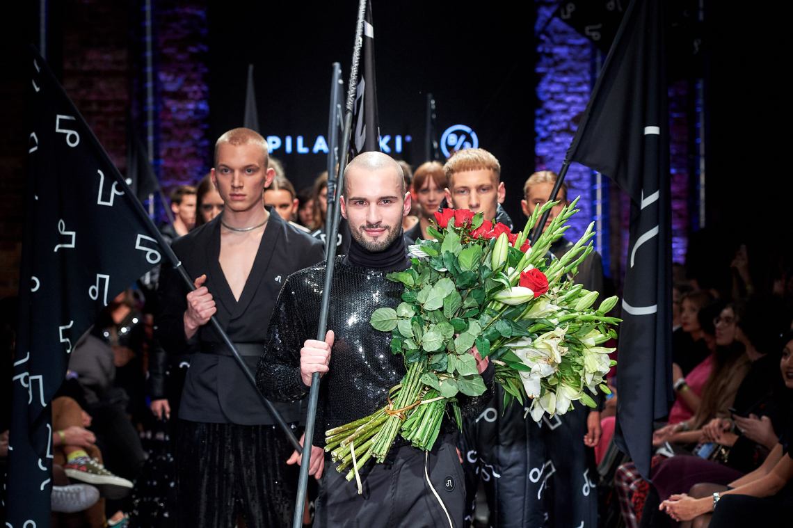 23_KTW_DAY2_121019_PILAWSKI_lowres-fotFilipOkopny-FashionImages