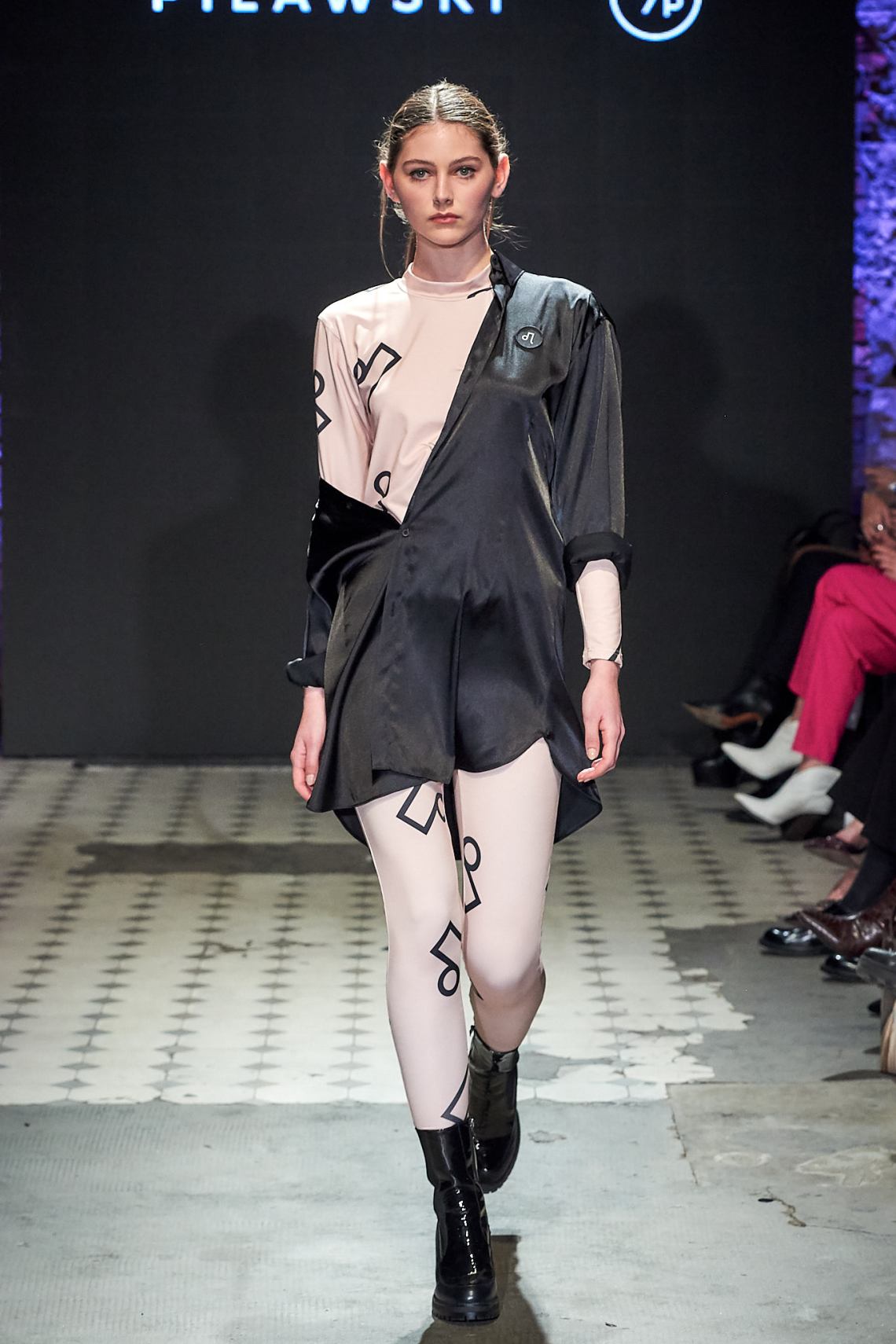 7_KTW_DAY2_121019_PILAWSKI_lowres-fotFilipOkopny-FashionImages