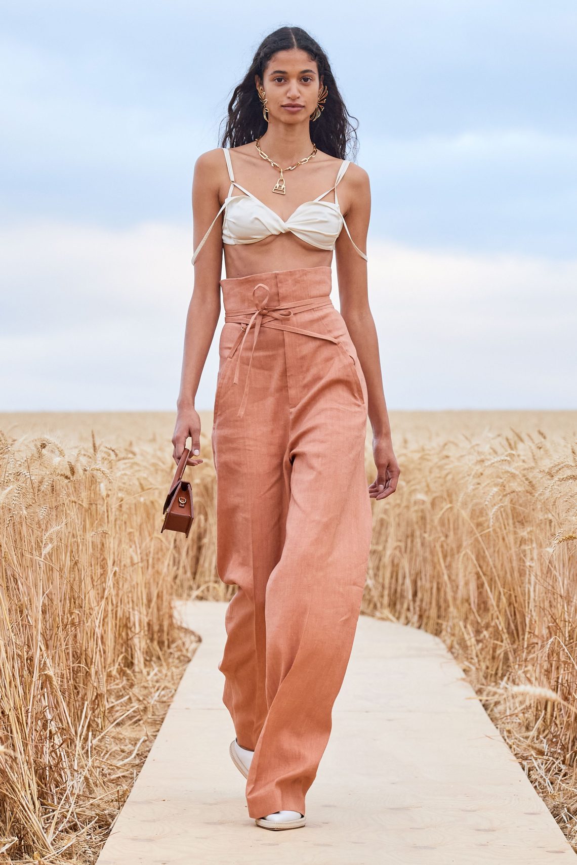 00033-Jacquemus-Spring-21