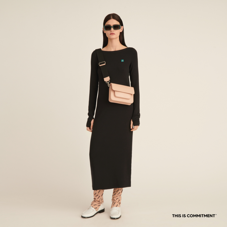 this-is-commitment-marka-modowo-jogowa_3